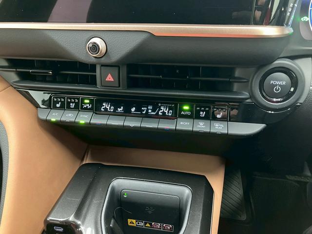 クラウンスポーツ Z パノラマルーフ 衝突被害軽減ブレーキ 純正21インチアルミホイール 純正ナビ Bluetooth接続 全方位カメラ クリアランスソナー レーンキープアシスト ブラインドスポットモニター(39枚目)