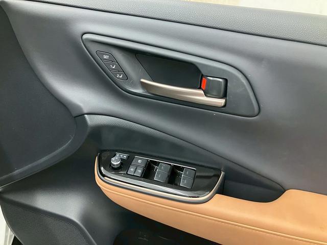 クラウンスポーツ Z パノラマルーフ 衝突被害軽減ブレーキ 純正21インチアルミホイール 純正ナビ Bluetooth接続 全方位カメラ クリアランスソナー レーンキープアシスト ブラインドスポットモニター(50枚目)