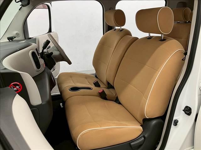 キューブ １５Ｇ　純正ナビ　バックカメラ　フルセグＴＶ　Ｂｌｕｅｔｏｏｔｈ接続　ＣＤ　ＤＶＤ　純正１６インチアルミホイール　スマートキー　ＥＴＣ　ユーザー買取車（17枚目）