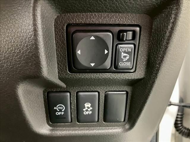 キューブ １５Ｇ　純正ナビ　バックカメラ　フルセグＴＶ　Ｂｌｕｅｔｏｏｔｈ接続　ＣＤ　ＤＶＤ　純正１６インチアルミホイール　スマートキー　ＥＴＣ　ユーザー買取車（21枚目）