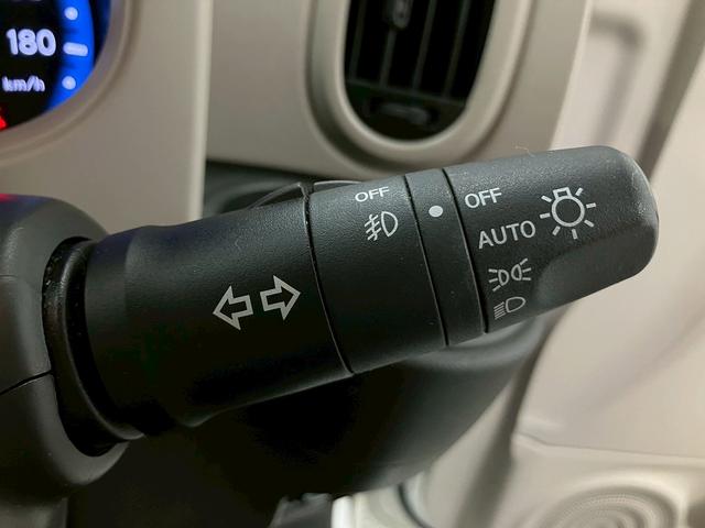 キューブ １５Ｇ　純正ナビ　バックカメラ　フルセグＴＶ　Ｂｌｕｅｔｏｏｔｈ接続　ＣＤ　ＤＶＤ　純正１６インチアルミホイール　スマートキー　ＥＴＣ　ユーザー買取車（28枚目）