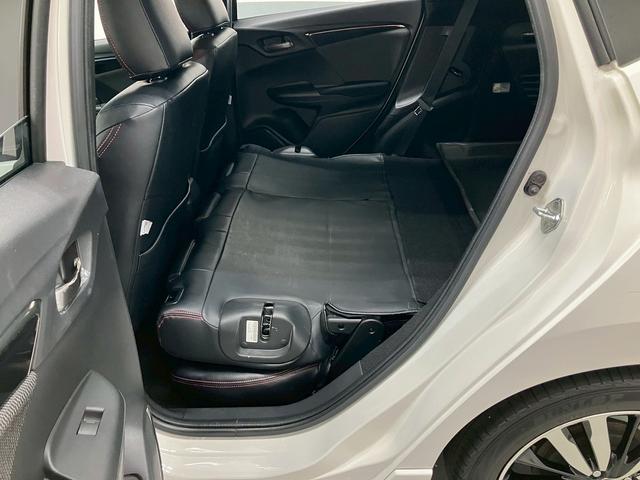 フィットハイブリッド Ｓ　ホンダセンシング　ユーザー買取車両　純正ナビ　フルセグＴＶ　Ｂｌｕｅｔｏｏｔｈ接続可　バックカメラ　レーンキープアシスト　レーダークルーズコントロール　ＬＥＤヘッドライト　オートライト　ＥＴＣ　スマートキー（29枚目）