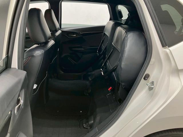 フィットハイブリッド Ｓ　ホンダセンシング　ユーザー買取車両　純正ナビ　フルセグＴＶ　Ｂｌｕｅｔｏｏｔｈ接続可　バックカメラ　レーンキープアシスト　レーダークルーズコントロール　ＬＥＤヘッドライト　オートライト　ＥＴＣ　スマートキー（30枚目）
