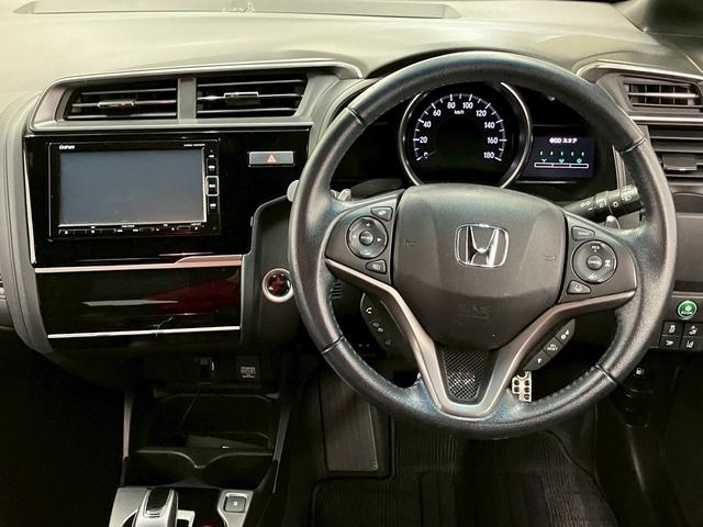 フィットハイブリッド Ｓ　ホンダセンシング　ユーザー買取車両　純正ナビ　フルセグＴＶ　Ｂｌｕｅｔｏｏｔｈ接続可　バックカメラ　レーンキープアシスト　レーダークルーズコントロール　ＬＥＤヘッドライト　オートライト　ＥＴＣ　スマートキー（32枚目）