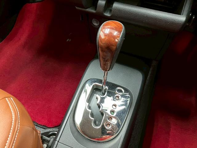 プロボックス ハイブリッドF ユーザー買取車両 ダウンサス 衝突被害軽減ブレーキ シートカバー 社外ナビ フルセグTV Bluetooth接続可 バックカメラ レーンキープアシスト オートハイビーム ETC(35枚目)