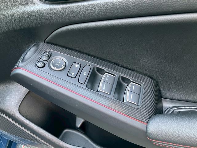 シビック ＲＳ　ユーザー買取車両　ブリッツ車高調　レイズホムラアルミホイール　衝突被害軽減ブレーキ　純正ディスプレイオーディオ　Ｂｌｕｅｔｏｏｔｈ接続　バックカメラ　シートヒーター　パワーシート　社外リップスポイラー（44枚目）