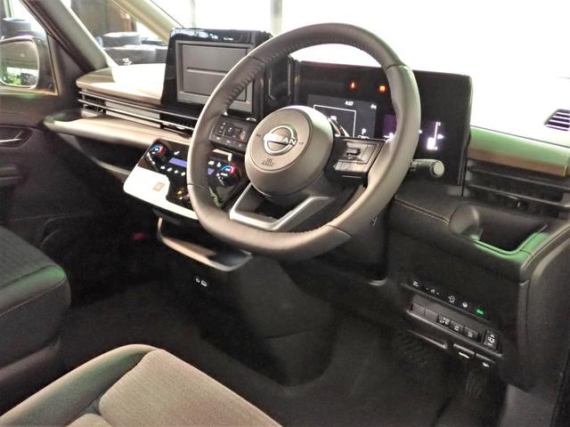 ハイウェイスターV 登録済未使用車 8人乗り 寒冷地仕様(ホットプラスパック)+PTC素子ヒーター ナビ取付PKG オーディオレス ProPILOT アラウンドビュ-M インテリジェントルームM Wパワスラ ステア&シートヒーター 純正18AW(12枚目)