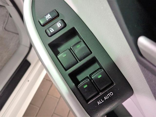 S LEDエディション 特別仕様車 純正SDナビ ワンセグ CD AUX インテリキー ETC LEDヘッド オートライト フォグ ヘッドライトウォッシャー ウィンカーミラー ステアリングS/W アイドリングストップ 純正15AW 禁煙(12枚目)