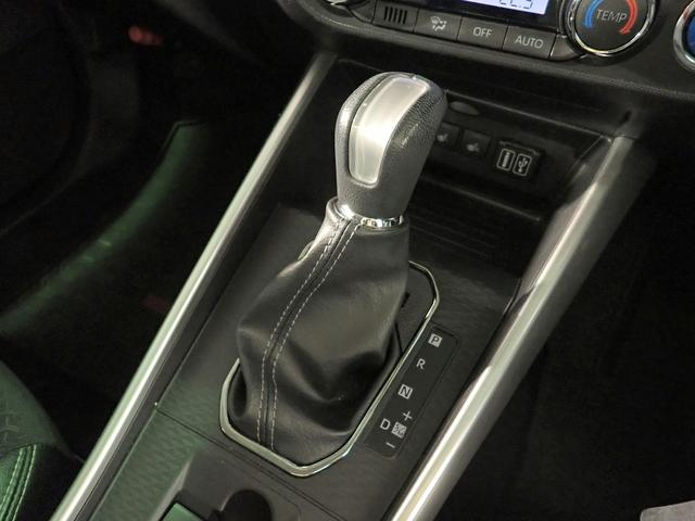 ロッキー Ｐｒｅｍｉｕｍ　Ｇ　スマートアシスト　禁煙　純正９インチＤＰオーディオ　フルセグ　Ａｐｐｌｅ・ＣａｒＰｌａｙ　Ａｎｄｒｏｉｄ・Ａｕｔｏ　　ＢＴ　ＨＤＭＩ　パノラマＭ　Ｆドラレコ　レーダークルーズ　ハーフレザー　シートヒーター　純正１７ＡＷ（18枚目）
