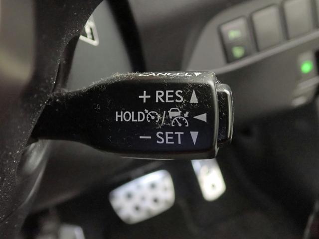 ＣＴ ＣＴ２００ｈ　Ｆ　ＳＰＯＲＴ　Ｌ・ＳａｆｅｔｙＳｙｓｔｅｍ＋　禁煙　純正ＳＤナビ　フルセグ　ＤＶＤ　Ｂｌｕｅｔｏｏｔｈ　Ｂカメラ　ＥＴＣ２．０　ＬＥＤヘッド　レーダークルーズＣ　ＡＴハイビーム　パーキングセンサー　赤黒レザー　パワーシート　専用サス　純正１７ＡＷ（11枚目）