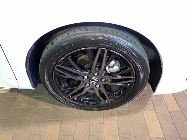 オデッセイハイブリッド e:HEV ABSOLUTE EX HondaSENSING 禁煙 ナビ装着用SP 純10インチナビ フルセグ DVD BT マルチビューカメラ ETC2.0 ドラレコ ハーフレザー Wパワスラ Pテールゲート 純ノイズリデューシング18AW AC電源1500W(32枚目)