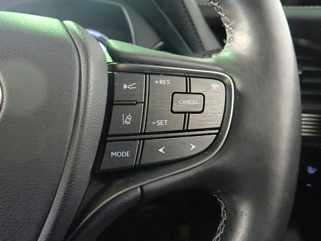 ＬＳ ＬＳ５００ｈ　Ｉパッケージ　Ｌ・ＳａｆｅｔｙＳｙｓｔｅｍ＋　純正ナビ　フルセグ　ＢＴ　パノラミックビューＭ　ＥＴＣ２．０　ＬＥＤ　クルーズＣ　ＡＴハイビーム　黒革シート　本革ステア＆シフトノブ　パドルシフト　Ｄインナーミラー　パワートランクリッド　純正１９ＡＷ（12枚目）