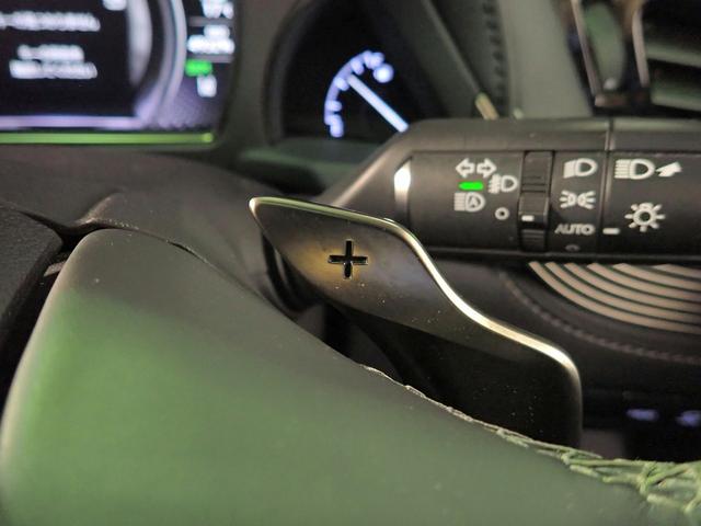 ＬＳ ＬＳ５００ｈ　Ｉパッケージ　Ｌ・ＳａｆｅｔｙＳｙｓｔｅｍ＋　純正ナビ　フルセグ　ＢＴ　パノラミックビューＭ　ＥＴＣ２．０　ＬＥＤ　クルーズＣ　ＡＴハイビーム　黒革シート　本革ステア＆シフトノブ　パドルシフト　Ｄインナーミラー　パワートランクリッド　純正１９ＡＷ（13枚目）