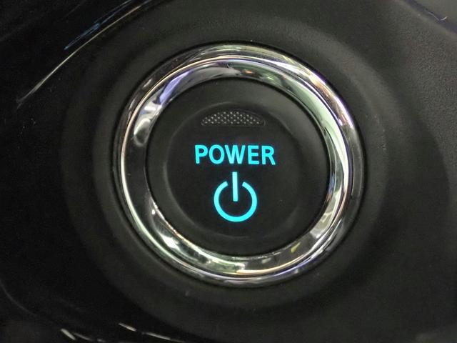 アウトランダーPHEV GプレミアムPKG (QUICK・CHARGE) 4WD e‐Assist 禁煙 純正7.7型SDナビ フルセグTV DVD BT マルチアラウンドM LEDヘッド レーダークルーズC ATハイビーム 黒革シート シートヒーター Pテールゲート 純正18AW(16枚目)