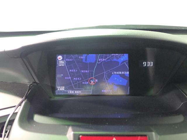 オデッセイ Ａｂｓｏｌｕｔｅ　マルチナビパッケージ　７人乗り　禁煙　純正ＨＤＤナビ　フルセグ　ＤＶＤ　ＵＳＢ　ＡＵＸ　マルチディスプレイカメラ　インテリキー　イモビライザー　クルーズＣ　セキュリティＡ　本革巻ステア＆ＡＴセレクトレバー　パドルシフト　純正１８ＡＷ（6枚目）