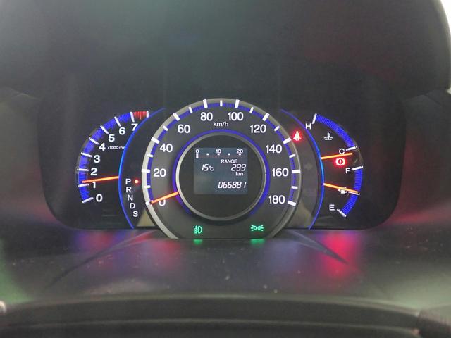 オデッセイ Ａｂｓｏｌｕｔｅ　マルチナビパッケージ　７人乗り　禁煙　純正ＨＤＤナビ　フルセグ　ＤＶＤ　ＵＳＢ　ＡＵＸ　マルチディスプレイカメラ　インテリキー　イモビライザー　クルーズＣ　セキュリティＡ　本革巻ステア＆ＡＴセレクトレバー　パドルシフト　純正１８ＡＷ（17枚目）