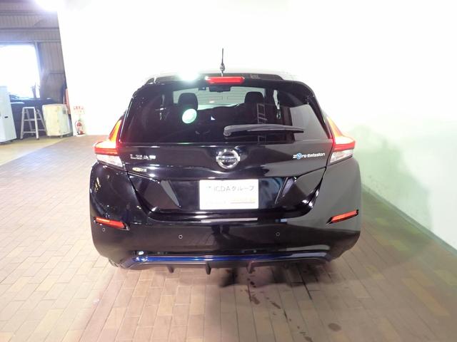 リーフ Ｇ　ＰｒｏＰＩＬＯＴ　エマージェンシーブレーキ　禁煙　純正ＳＤナビ　フルセグＴＶ　ＤＶＤ　ＵＳＢ　ＡＵＸ　ＢＴ　アラウンドビューＭ　インテリキー　ＥＴＣ　ＬＥＤオート　ブラインドスポットＭ　Ｐセンサー　ステア＆シートＨ　ｅ－Ｐｅｄａｌ　純正１７ＡＷ（31枚目）