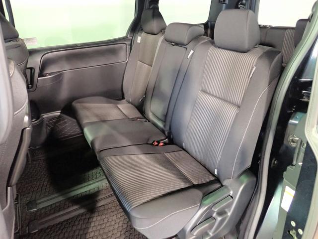 ヴォクシー ZS ToyotaSafetySense 8人乗り 禁煙 社外メモリーナビ フルセグ DVD SD BT Bカメラ インテリキー ETC LEDヘッド&フォグ プリクラッシュS クルーズC ATハイビーム Lパワスラ ステリモ Aストップ 純正16AW(24枚目)