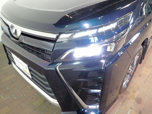 ヴォクシー ZS ToyotaSafetySense 8人乗り 禁煙 社外メモリーナビ フルセグ DVD SD BT Bカメラ インテリキー ETC LEDヘッド&フォグ プリクラッシュS クルーズC ATハイビーム Lパワスラ ステリモ Aストップ 純正16AW(26枚目)