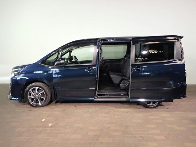 ヴォクシー ZS ToyotaSafetySense 8人乗り 禁煙 社外メモリーナビ フルセグ DVD SD BT Bカメラ インテリキー ETC LEDヘッド&フォグ プリクラッシュS クルーズC ATハイビーム Lパワスラ ステリモ Aストップ 純正16AW(29枚目)