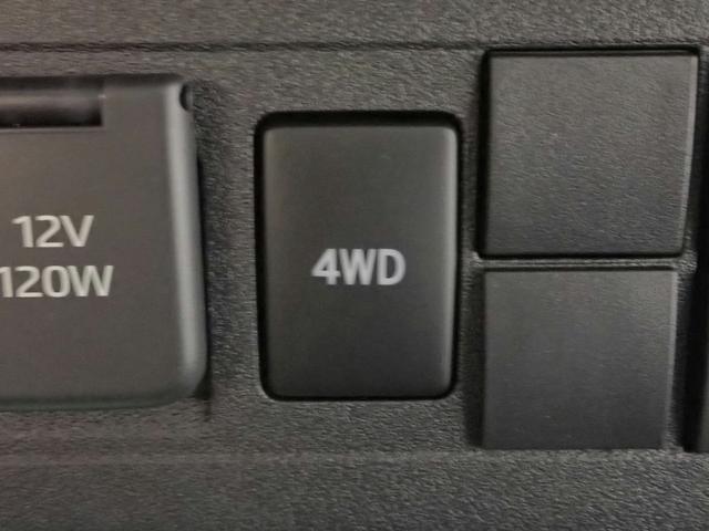 ハイゼットトラック スタンダード スマートアシスト 4WD 5MT 届出済未使用車 純正AM/FM オートライト 衝突回避支援B Pセンサー ATハイビーム クラッチスタートシステム UVカットG LEDリヤコンビ アクセサリーソケット 平シートフック ゲートチェーン(7枚目)