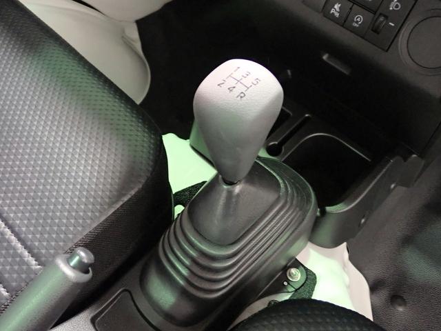 ハイゼットトラック スタンダード スマートアシスト 4WD 5MT 届出済未使用車 純正AM/FM オートライト 衝突回避支援B Pセンサー ATハイビーム クラッチスタートシステム UVカットG LEDリヤコンビ アクセサリーソケット 平シートフック ゲートチェーン(13枚目)