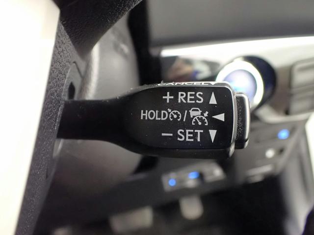 プリウスPHV Sナビパッケージ Toyota・SafetySense P 禁煙 純正11.6インチナビ フルセグ USB BT Bカメラ LED ETC2.0 LEDヘッド&フォグ プリクラッシュS LDA ATハイビーム ステア&シートヒーター Aストップ 純正15AW(11枚目)