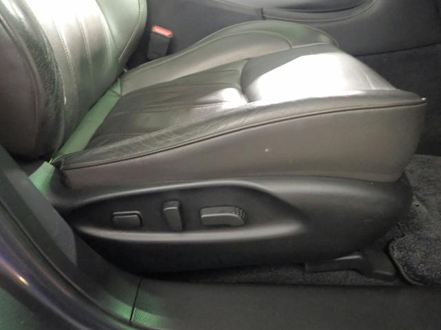 フーガハイブリッド ＨＹＢＲＩＤ　ＶＩＰ　エマージェンシーブレーキ　禁煙　純正ＨＤＤナビ　フルセグＴＶ　ＤＶＤ　ＢＴ　アラウンドビューＭ　インテリジェンスクルーズＣ　ブラインドスポットＭ　黒革シート　シートヒーター＆ベンチシート　Ｒ電動サンシェード　遮音ガラス　純正１８ＡＷ（12枚目）