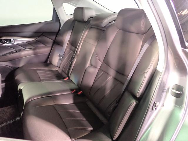 フーガハイブリッド ＨＹＢＲＩＤ　ＶＩＰ　エマージェンシーブレーキ　禁煙　純正ＨＤＤナビ　フルセグＴＶ　ＤＶＤ　ＢＴ　アラウンドビューＭ　インテリジェンスクルーズＣ　ブラインドスポットＭ　黒革シート　シートヒーター＆ベンチシート　Ｒ電動サンシェード　遮音ガラス　純正１８ＡＷ（24枚目）