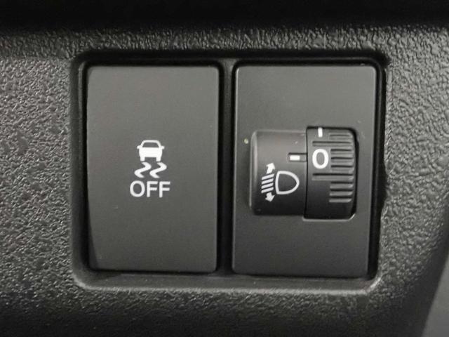 N-BOXカスタム N-BOXCUSTOM・スロープ Honda・SENSING 禁煙 スロープ専用装備 フレックススロープ 電動ウインチ&ウインチ用リモコン 車いす乗員用3点式シートベルト&固定ベルト ナビ装着SP 純8インチナビ フルセグ BT Bカメラ Wパワスラ Sヒーター(12枚目)