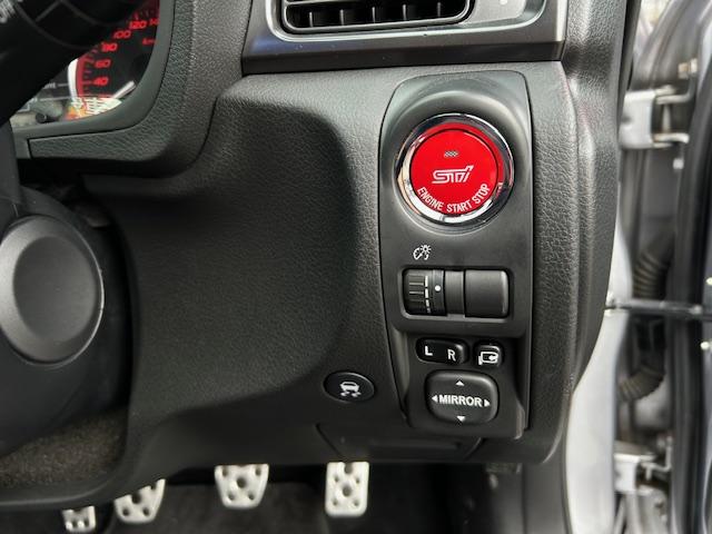 インプレッサ ＷＲＸ　ＳＴＩ　ＳＴＩスポイラー　ＳＴＩマフラー　ＳＴＩタワーバー　純正アルミ　専用シート　社外ナビ　フルセグ　前後ドラレコ　ＥＴＣ（28枚目）