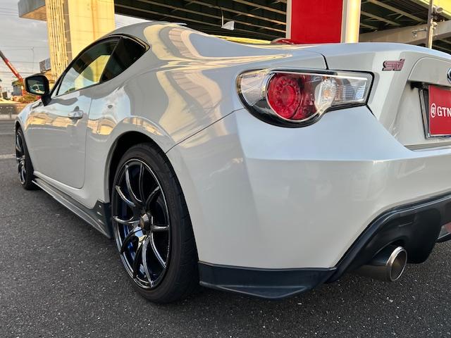 ＢＲＺ ｔＳ　ＳＴＩフルエアロ　ｔＳ専用シート　ウェッズスポーツ１８インチアルミ　社外ナビ　フルセグＴＶ　Ｂカメラ　キセノン（37枚目）
