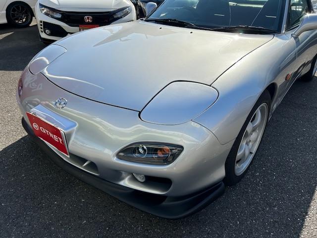ＲＸ－７ タイプＲＢ　Ｓパッケージ　ノーマルベース車　ＢＬＩＴＺ車高調　社外ナビ　フルセグＴＶ　バックカメラ　ＥＴＣ　ＨＩＤヘッドライト（6枚目）