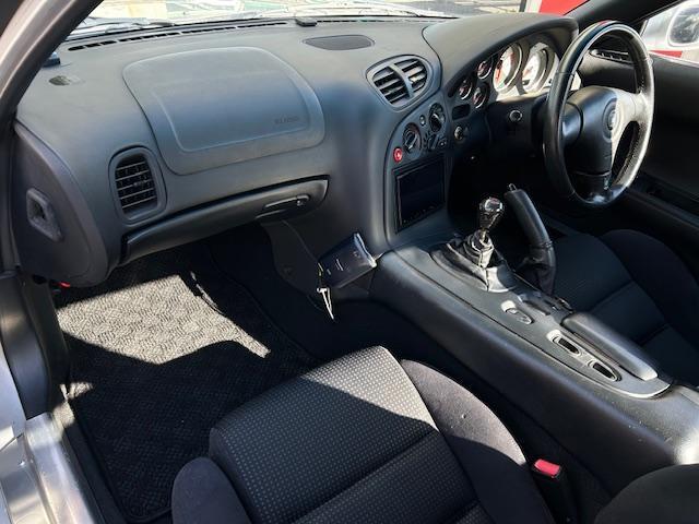 ＲＸ－７ タイプＲＢ　Ｓパッケージ　ノーマルベース車　ＢＬＩＴＺ車高調　社外ナビ　フルセグＴＶ　バックカメラ　ＥＴＣ　ＨＩＤヘッドライト（17枚目）