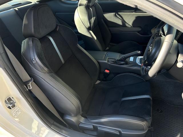 GR86 RZ オイルパンバッフルプレート エンドレスブレーキパッド 9インチナビ バックカメラ フルセグTV ETC ドライブレコーダー(12枚目)