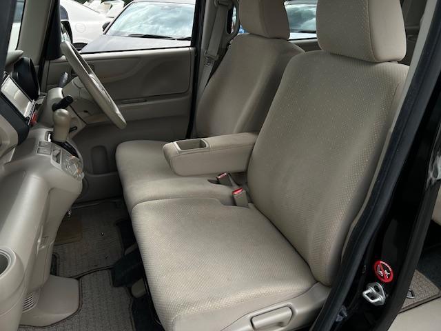 Ｎ－ＢＯＸカスタム カスタム　Ｇ　４ＷＤ車　社外ナビＴＶ　Ｂカメラ（14枚目）