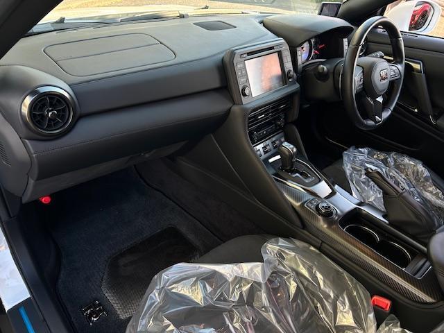 GT-R ピュアエディション フルオリジナル 禁煙車 純正エアロ バックビューモニター ハーフレザーシート PWシート LEDライト 純正アルミ(17枚目)