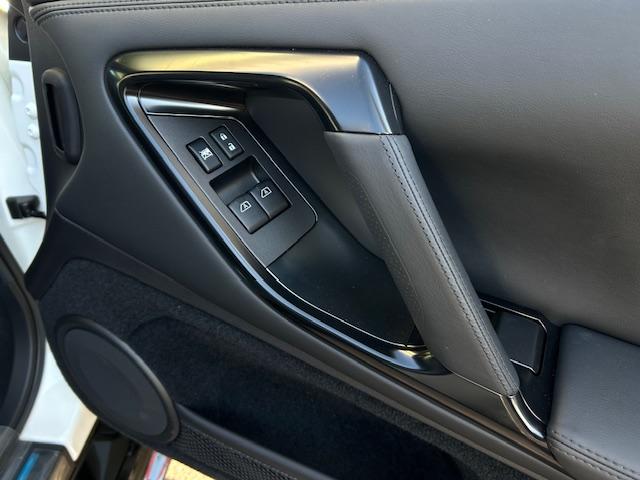 GT-R ピュアエディション フルオリジナル 禁煙車 純正エアロ バックビューモニター ハーフレザーシート PWシート LEDライト 純正アルミ(34枚目)