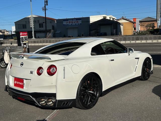 ＧＴ－Ｒ ブラックエディション　ＮＩＳＭＯスポーツリセッティング　ＢＯＳＥサウンド　純正レカロ　ＬＥＤ　純正アルミ　純正ナビＴＶ　Ｂカメラ（40枚目）