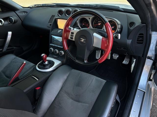 フェアレディＺ バージョンニスモ　タイプ３８０ＲＳ　３００台限定車　ＮＩＳＭＯエアロ　オリジナルコンディション　社外ナビＴＶ　Ｂカメラ　ＦＲカメラ　キセノン　純正アルミ（4枚目）