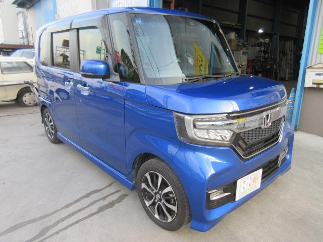 Ｎ－ＢＯＸカスタム Ｇ・Ｌホンダセンシング　９インチ社外ナビ・デジタルインナーミラー・ＥＴＣ・ナビ連動前後ドラレコ・シートヒーター・両側パワースライドドア・ホンダセンシング・ＭＤＭＩ接続・Ｂｌｕｅｔｏｏｔｈ接続・純正アルミ（9枚目）