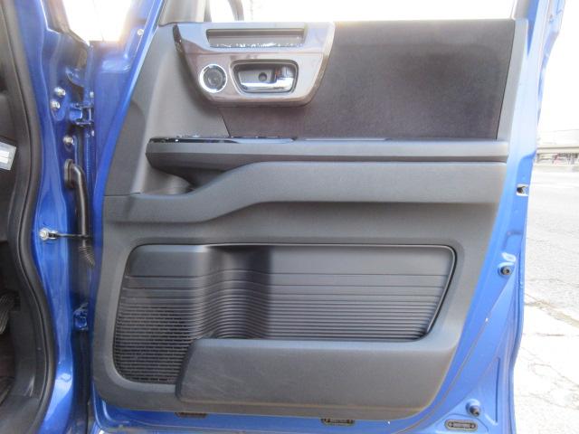 Ｎ－ＢＯＸカスタム Ｇ・Ｌホンダセンシング　９インチ社外ナビ・デジタルインナーミラー・ＥＴＣ・ナビ連動前後ドラレコ・シートヒーター・両側パワースライドドア・ホンダセンシング・ＭＤＭＩ接続・Ｂｌｕｅｔｏｏｔｈ接続・純正アルミ（30枚目）