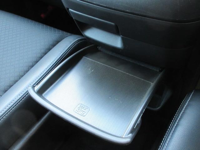 フリードハイブリッド ハイブリッド・Ｇホンダセンシング　純正９インチナビ・純正１１．６インチ後席モニター・ＥＴＣ・ナビ連動前後ドラレコ・シートヒーター・後期型・両側電動スライドドア・バックカメラ・Ｂｌｕｅｔｏｏｔｈ／ＡｐｐｌｅＣａｒＰｌａｙ接続・禁煙車（68枚目）