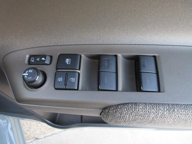 シエンタ Z ディスプレイオーディオ・前後ドラレコ・ETC・シートヒーター・両側パワースライドドア・ステアリングヒーター・Bluetooth接続・禁煙車・Bカメラ・クルーズコントロール・点検記録簿・DVD・CD(26枚目)