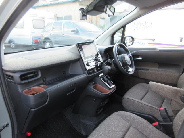 シエンタ Z ディスプレイオーディオ・前後ドラレコ・ETC・シートヒーター・両側パワースライドドア・ステアリングヒーター・Bluetooth接続・禁煙車・Bカメラ・クルーズコントロール・点検記録簿・DVD・CD(30枚目)