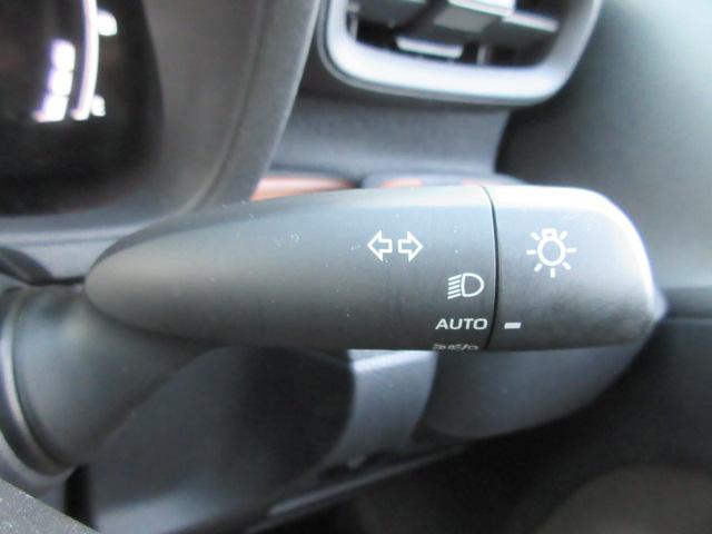 シエンタ Z ディスプレイオーディオ・前後ドラレコ・ETC・シートヒーター・両側パワースライドドア・ステアリングヒーター・Bluetooth接続・禁煙車・Bカメラ・クルーズコントロール・点検記録簿・DVD・CD(61枚目)