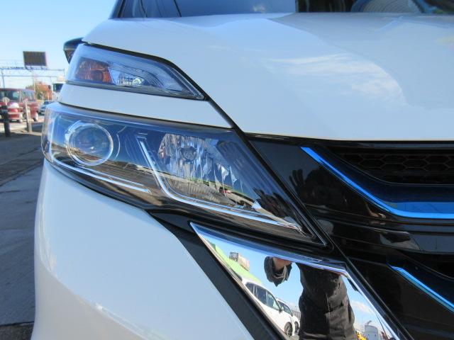 セレナ ｅ－パワー　ハイウェイスターＶ　純正ナビ・アラウンドビュー・ＥＴＣ・プロパイロット・ドライブレコーダー・Ｂｌｕｅｔｏｏｔｈ接続・パーキングアシスト・ステアリングヒーター・シートヒーター・衝突被害軽減・踏み間違い防止・禁煙車・記録簿（15枚目）