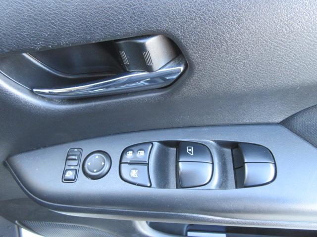 セレナ ｅ－パワー　ハイウェイスターＶ　純正ナビ・アラウンドビュー・ＥＴＣ・プロパイロット・ドライブレコーダー・Ｂｌｕｅｔｏｏｔｈ接続・パーキングアシスト・ステアリングヒーター・シートヒーター・衝突被害軽減・踏み間違い防止・禁煙車・記録簿（25枚目）