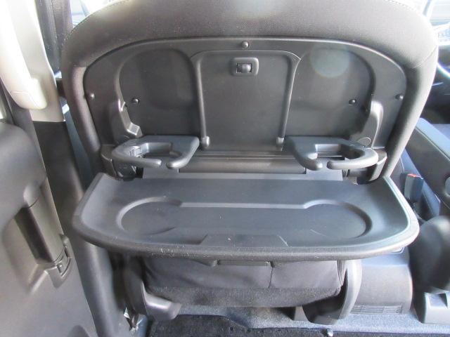 セレナ ｅ－パワー　ハイウェイスターＶ　純正ナビ・アラウンドビュー・ＥＴＣ・プロパイロット・ドライブレコーダー・Ｂｌｕｅｔｏｏｔｈ接続・パーキングアシスト・ステアリングヒーター・シートヒーター・衝突被害軽減・踏み間違い防止・禁煙車・記録簿（37枚目）