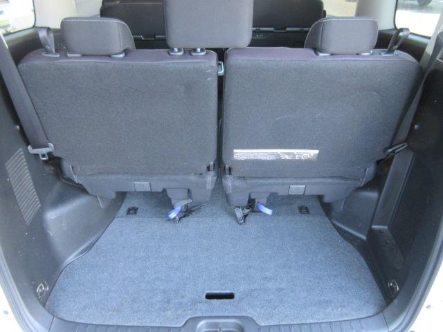 セレナ ｅ－パワー　ハイウェイスターＶ　純正ナビ・アラウンドビュー・ＥＴＣ・プロパイロット・ドライブレコーダー・Ｂｌｕｅｔｏｏｔｈ接続・パーキングアシスト・ステアリングヒーター・シートヒーター・衝突被害軽減・踏み間違い防止・禁煙車・記録簿（52枚目）